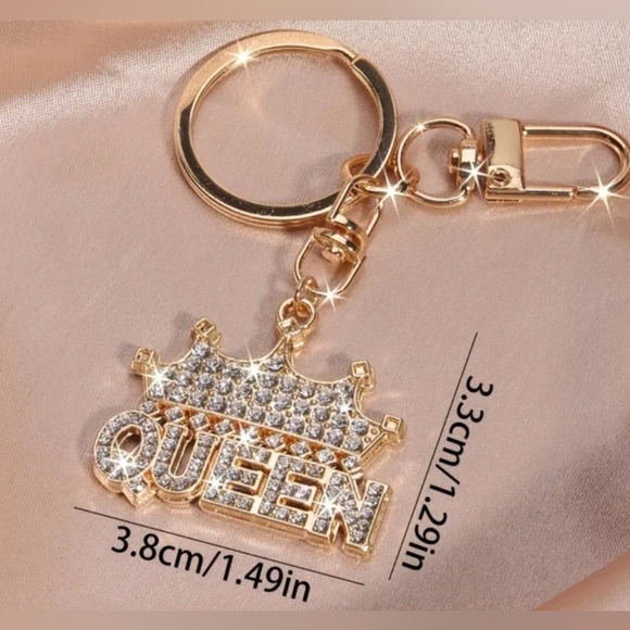Queen Gold Crown Charm/Keychain - Picture 3 of 4